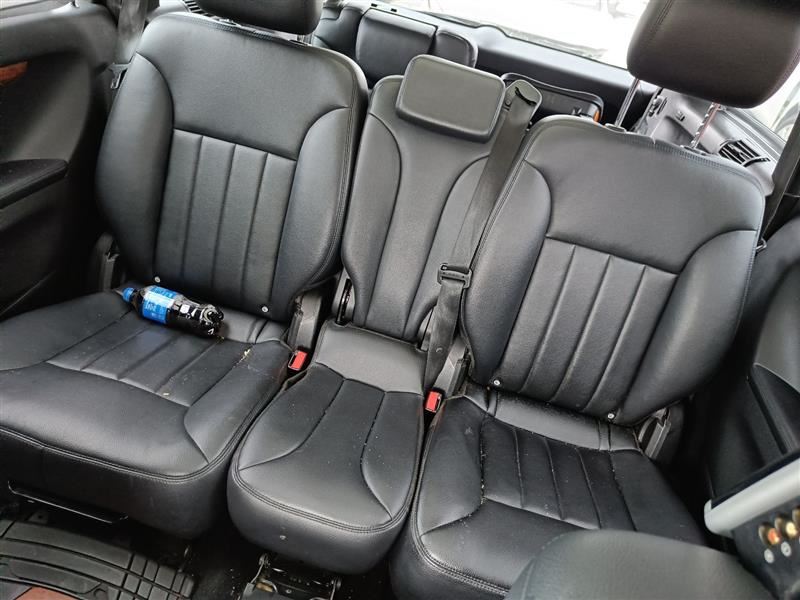 Silver   Passenger Rear Side Door Assembly 6T1 Fits 06-13 Mercedes Benz R350 OEM - Image 5