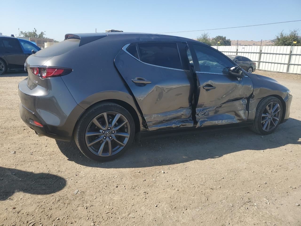 RIGHT FRONT WIPER ARM OEM 2022 MAZDA 3 BDTT67321 - Image 3