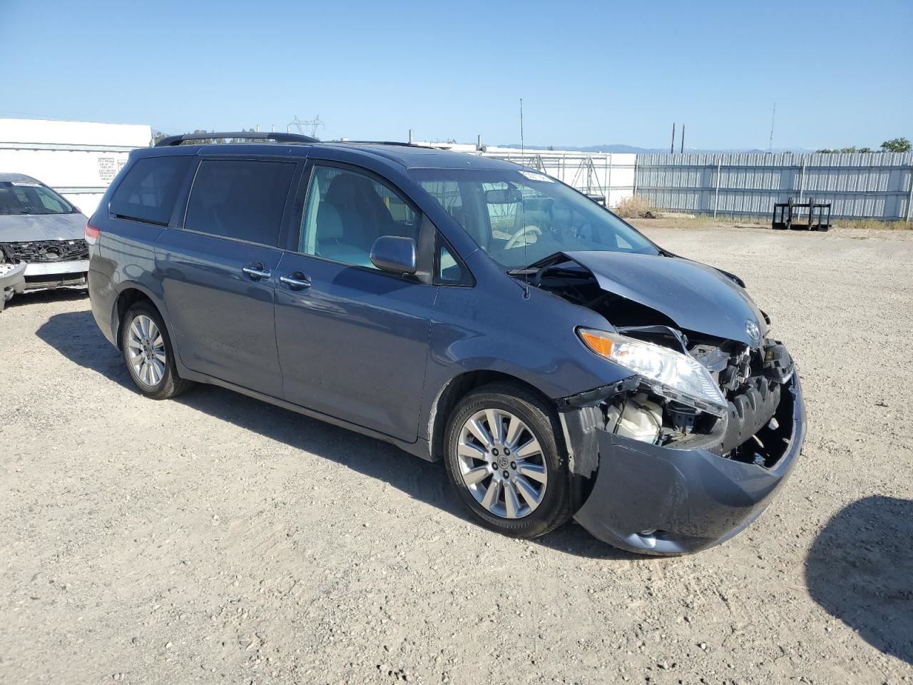 SIENNA 2013 Seat Rear 5403517 - Image 4