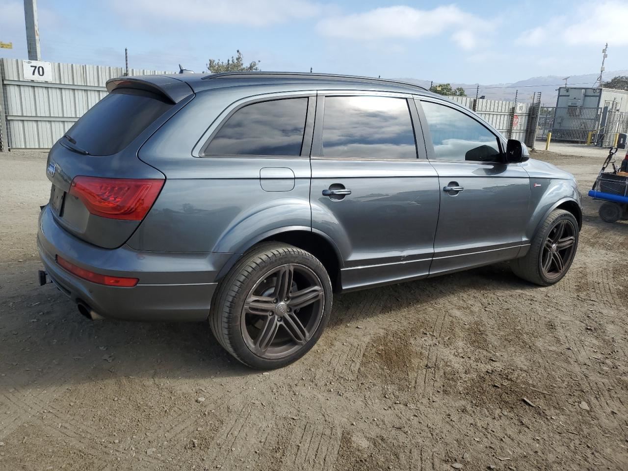 RIGHT BLK REAR HEADREST OEM 2013 Q7 AUDI - Image 4