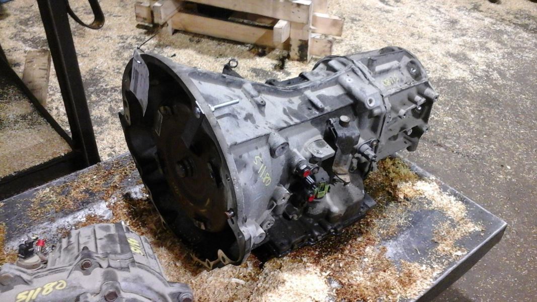 Used 2006 Jeep Liberty Transmission Transmission Transaxle At, 3.