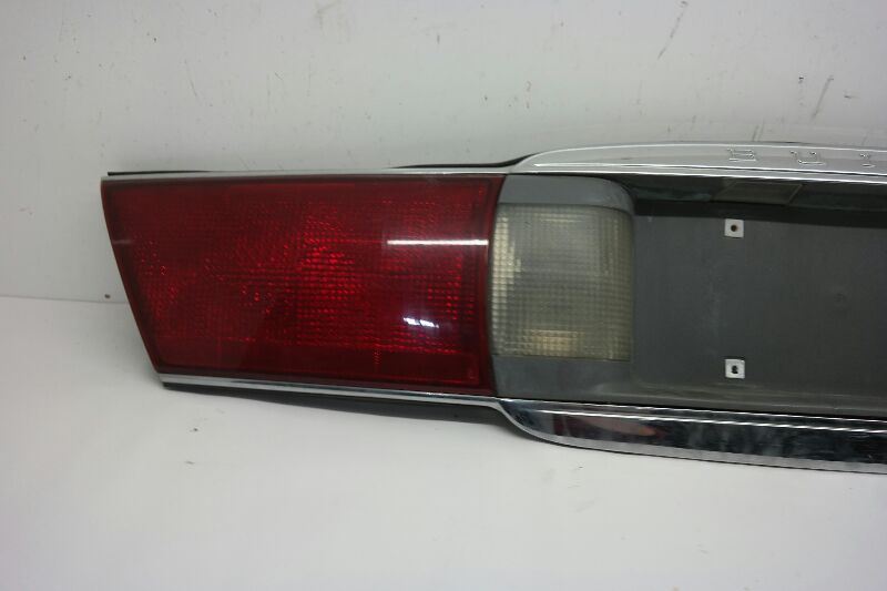 00-05 BUICK LESABRE TAIL LIGHT LID MOUNTED OEM WITHOUT DELUXE TRIM | eBay