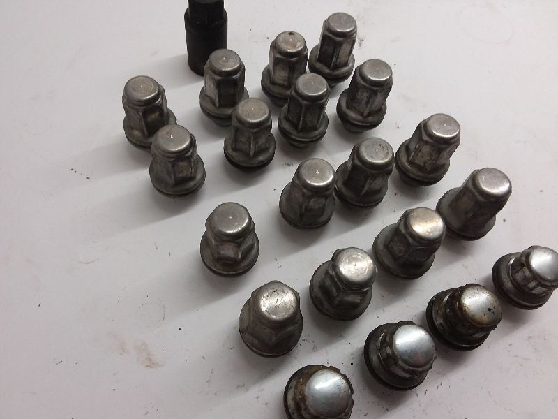 2020 Toyota Corolla Lug Nut Torque