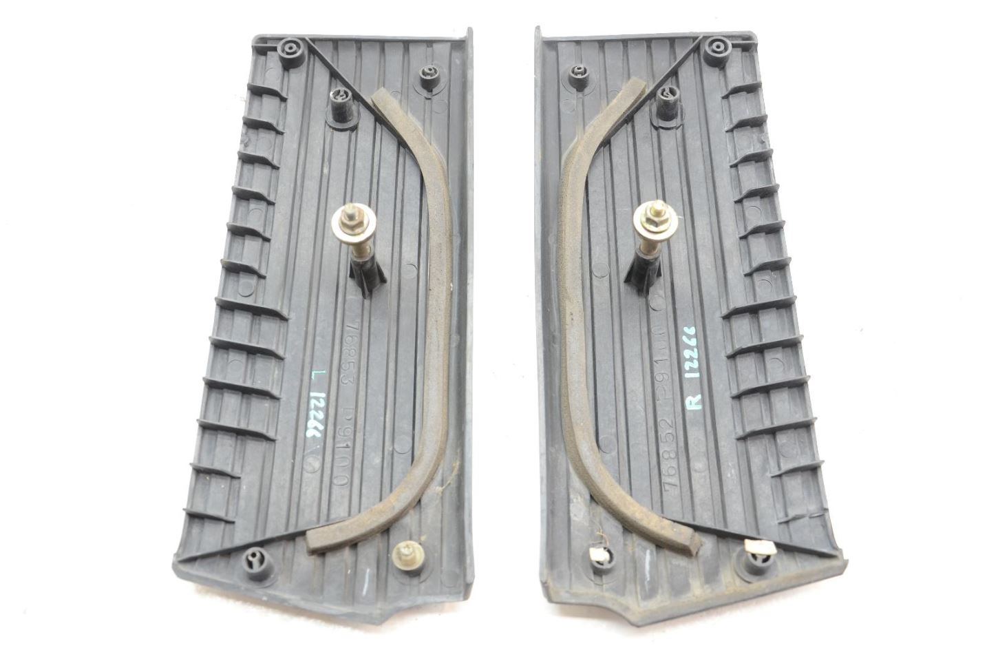 moラック Pair of Left and Right B Pillar Trims Fits 82-83 280ZX