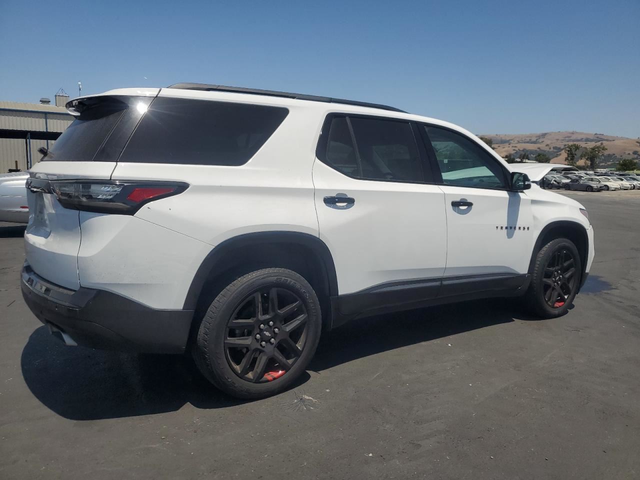 TRAVERSE 2018 Third Seat Station Wagon Van 5820289 - Image 3