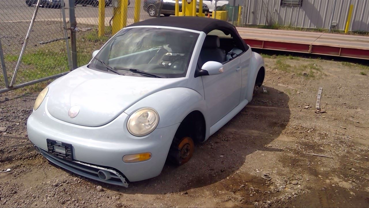 2003 VOLKSWAGEN Beetle