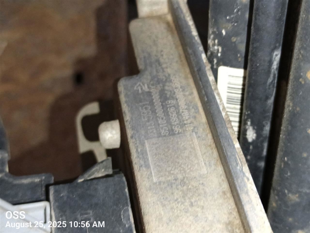 CHASIS CONTROL MODULE 23135951 2014-2015 CHEVROLET SUBURBN15 - Image 1