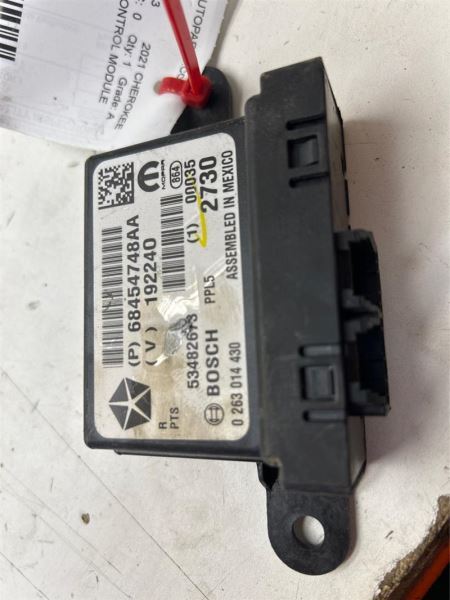 2020-2022   Jeep Cherokee Rear Park Assist Chassis Control Module 68454748AA OEM.   - Image 2