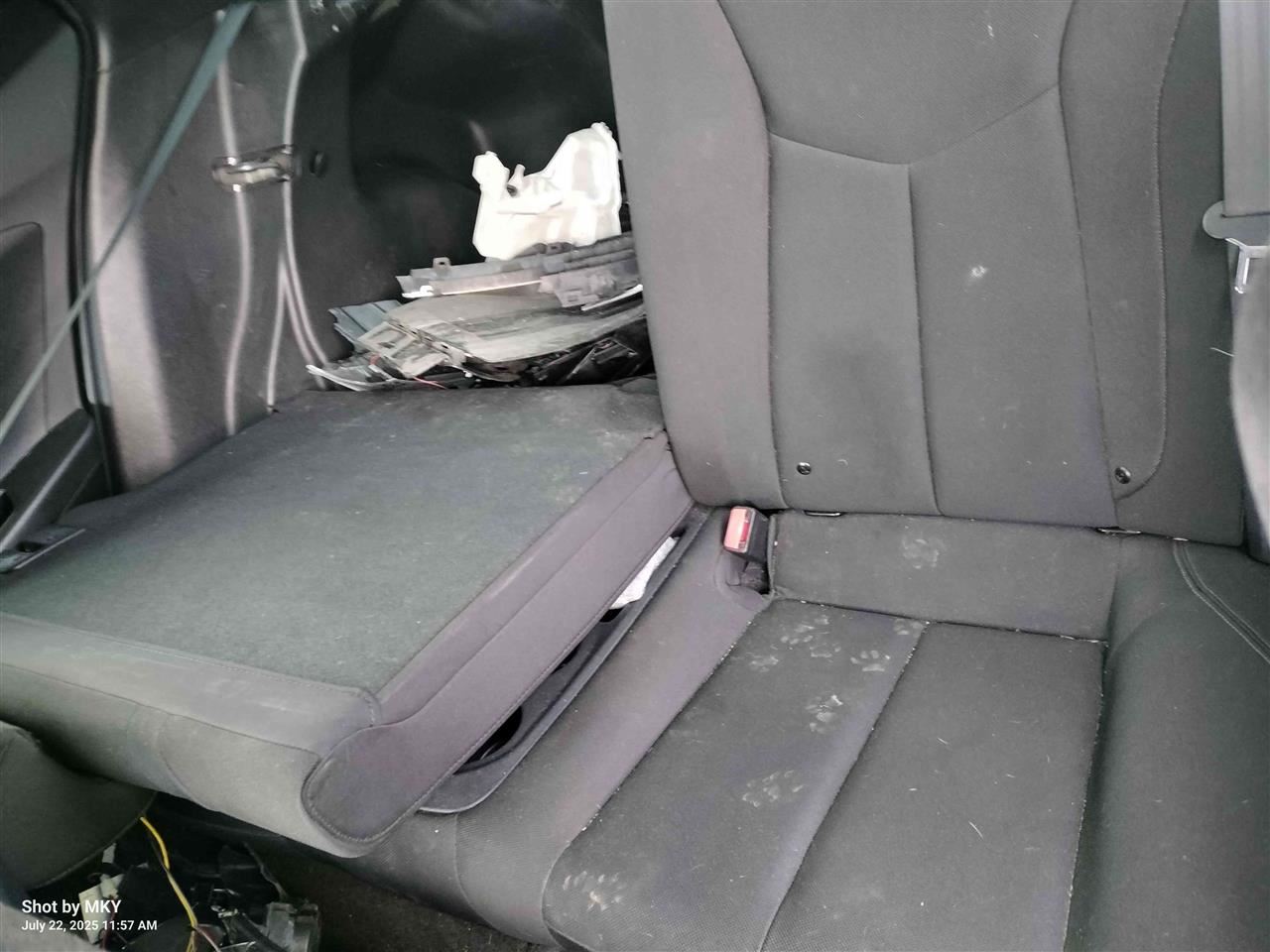 VELOSTER  2012 Headrest 11553302 - Image 5