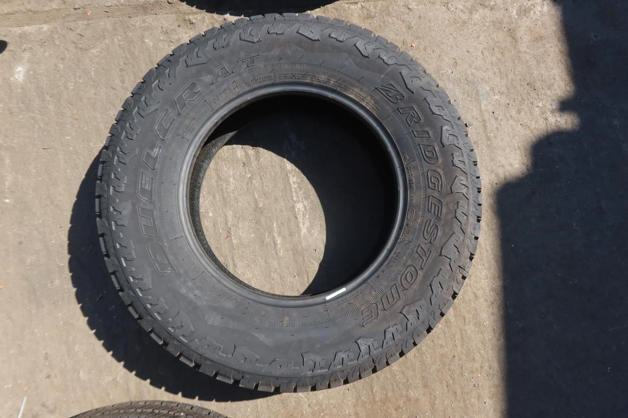 Bridgestone Dueler A/T 245/75R17 Single Tire | eBay