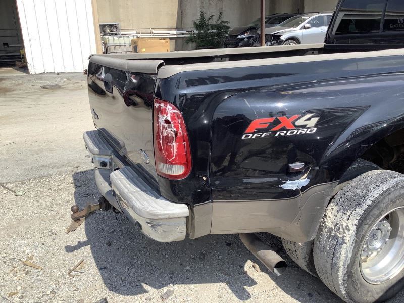 Used 2005 Ford F350 Super Duty Rear Body Quarter Panel Assembly R