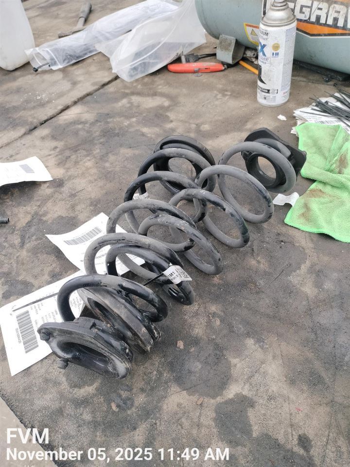 LEFT REAR COIL/AIR SPRING OEM 22-25 HONDA CIVIC 1YR WRNTY 52441T20A21 - Image 1