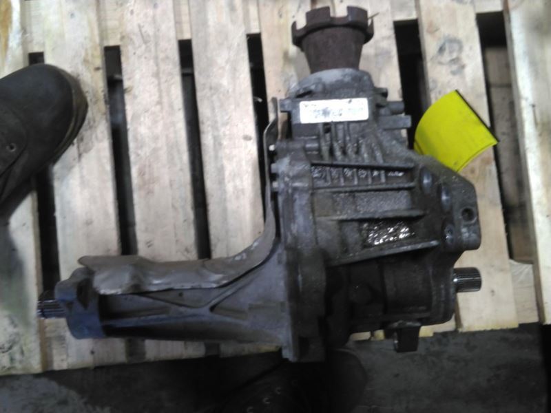 Used 2011 Chevrolet Equinox Transmission Transfer Case Assembly 2