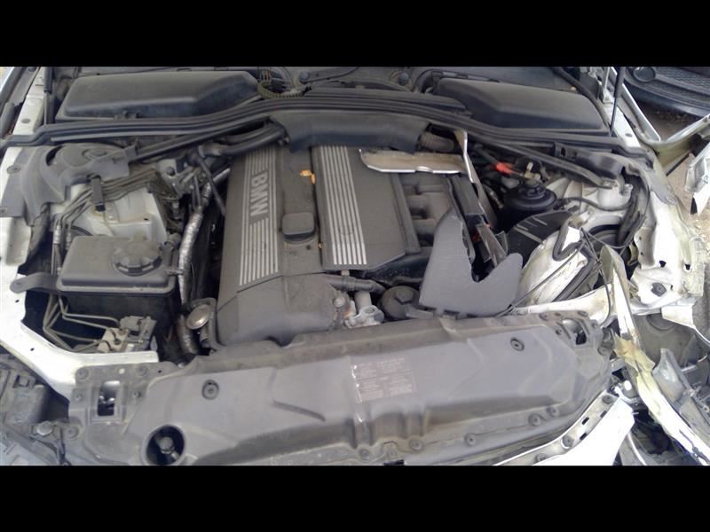 Radiator   Condenser Fan Motor Assembly 17 42 7 543 282 Fits 06-07 BMW 530i OEM - Image 4