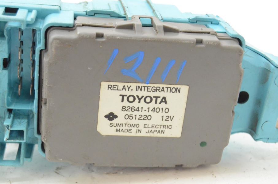 まい③ 1986-1988 Toyota Supra MK3 7MGE Integration Relay Module 82641