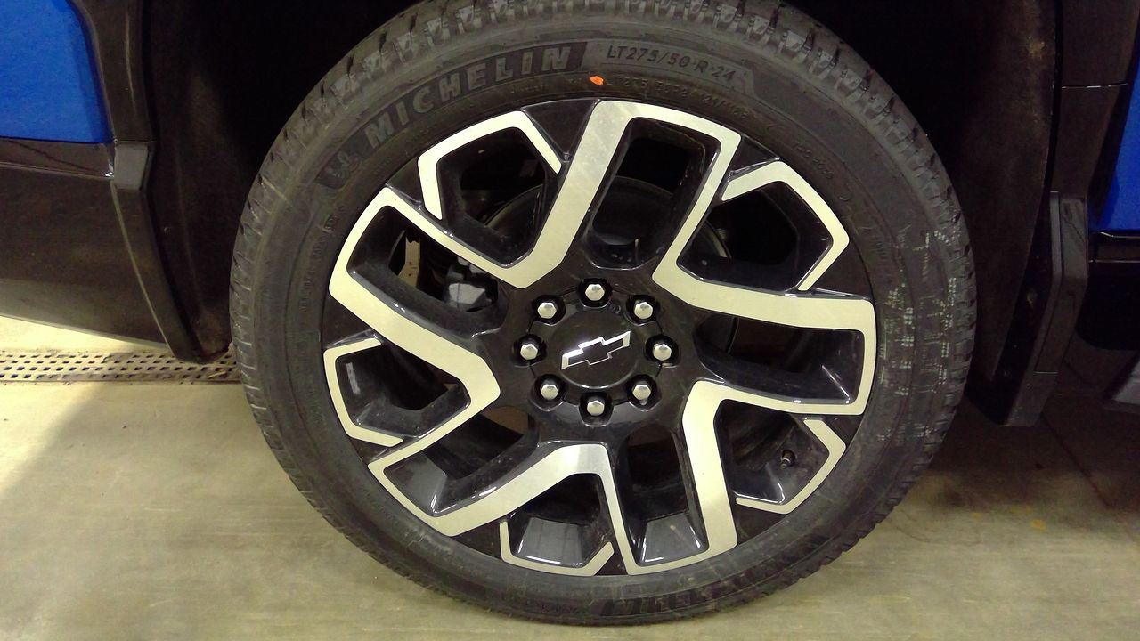 2025 Chevrolet Silverado EV Communication Module 85669067