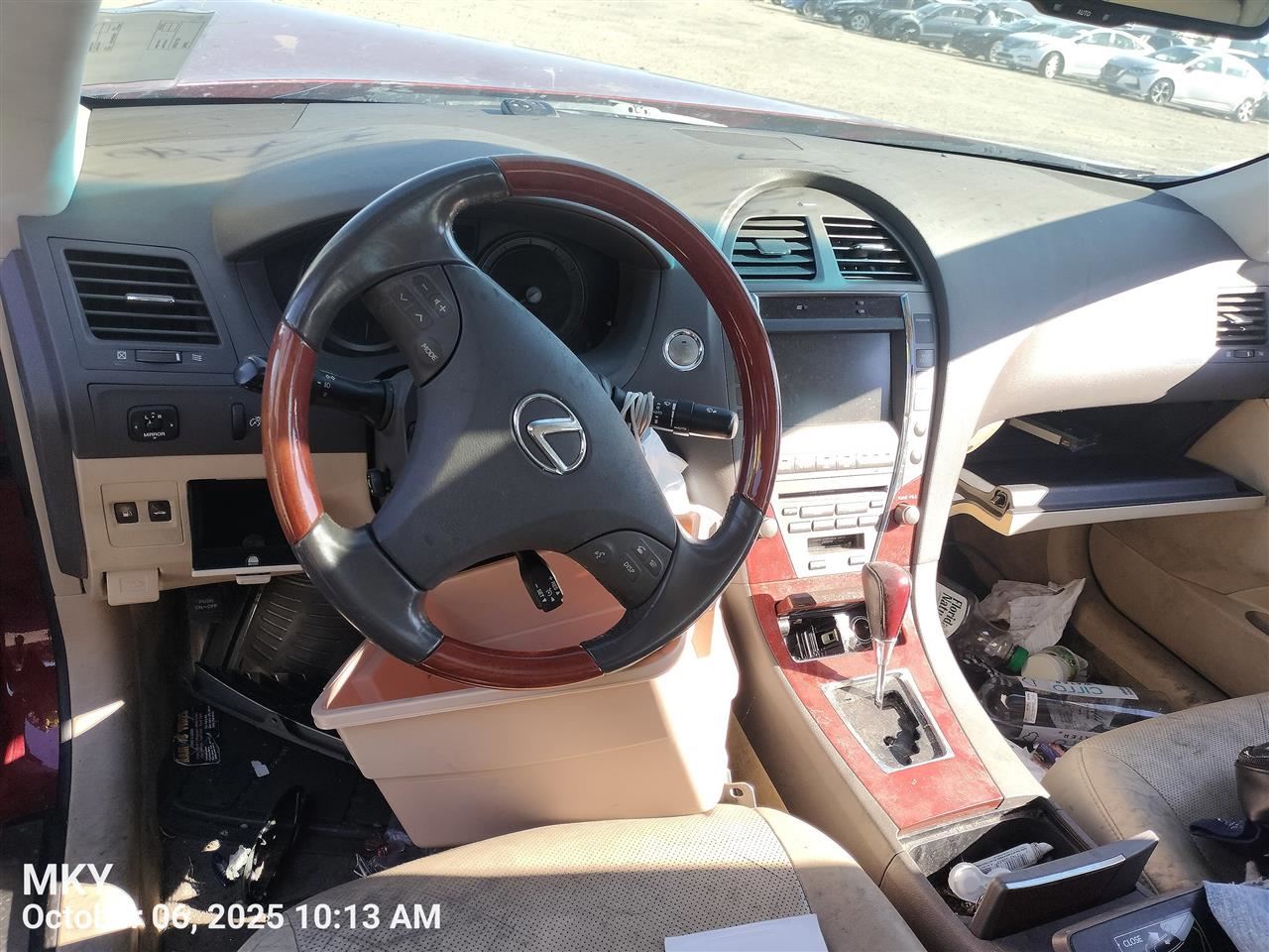 ES350 2010 Door Trim Panel Rear 8006293 - Image 3