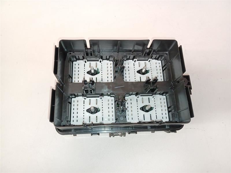 Fuse Box Engine 85561330 For 22-23 Silverado 1500 2865404 | eBay