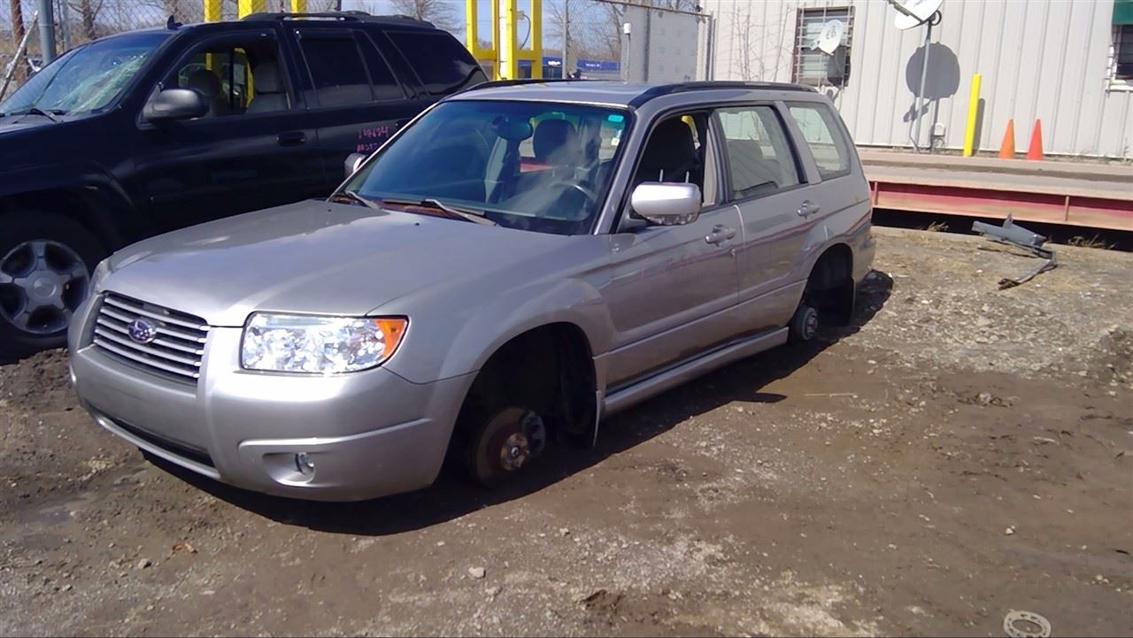 2006 SUBARU Forester