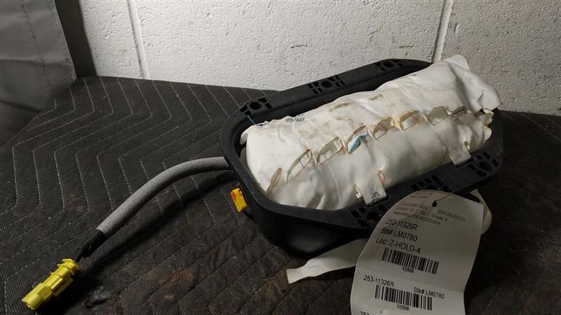 zxz 16 CRUZE 22853011 Vin P (4th) Front Passenger Dash Air