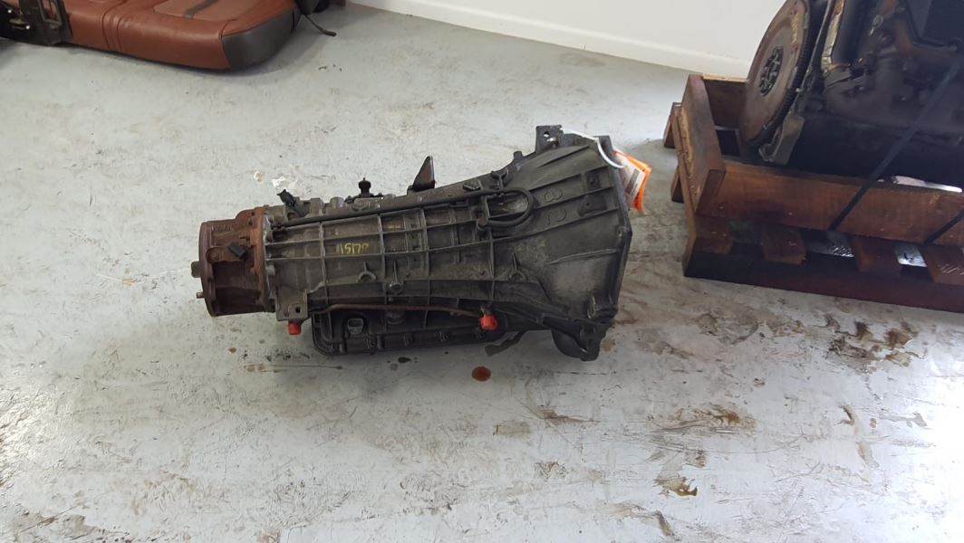 Used 2001 Ford F250 Super Duty Transmission Transmission Transaxl