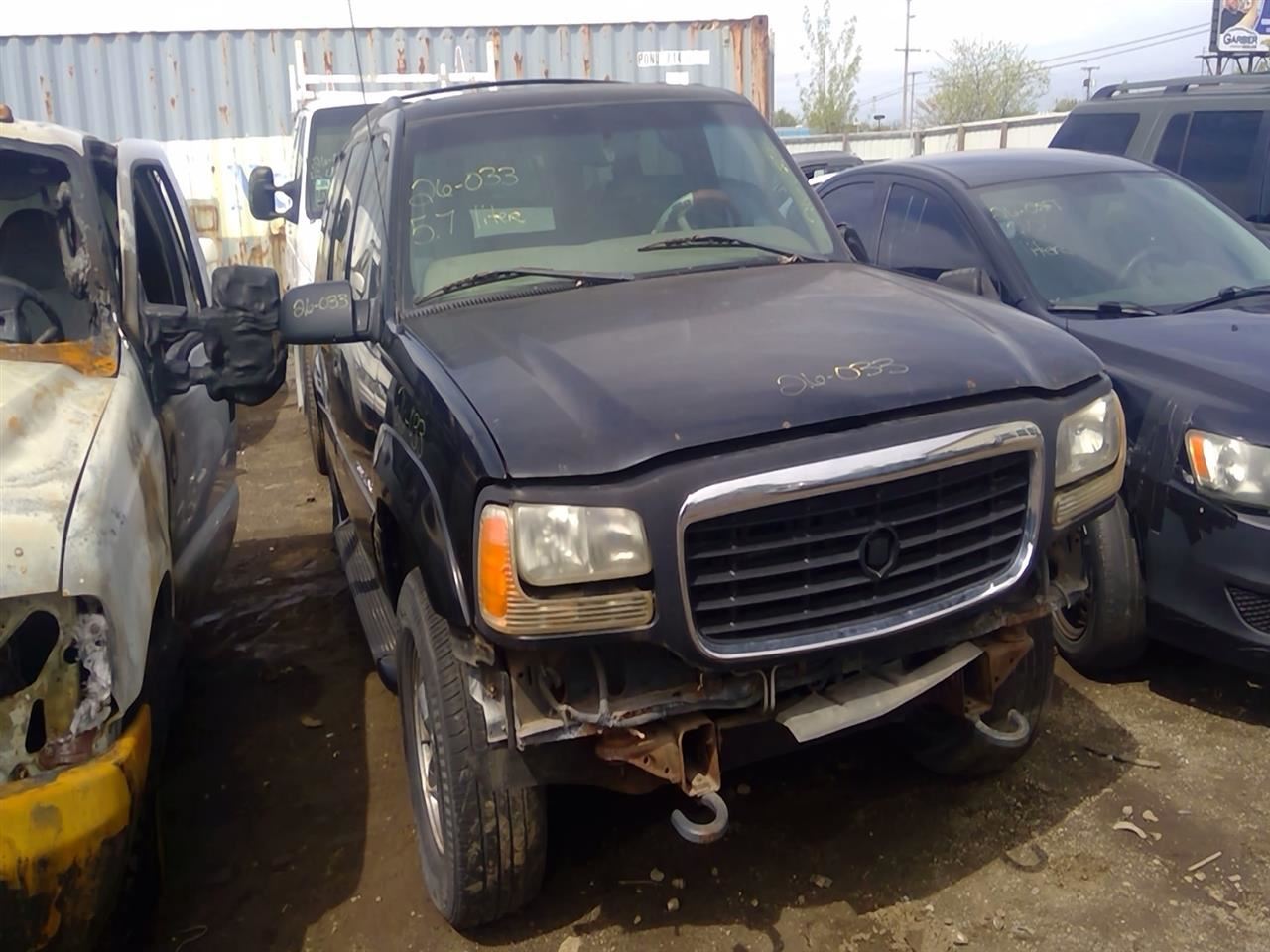 2000 CADILLAC Escalade