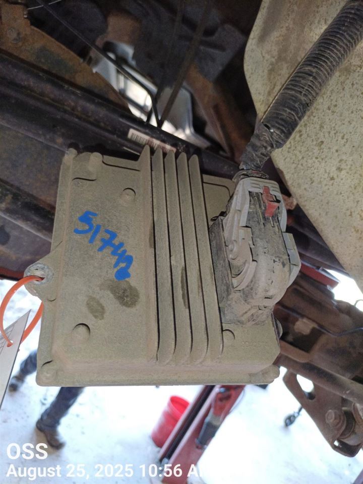 CHASIS CONTROL MODULE 23135951 2014-2015 CHEVROLET SUBURBN15 - Image 2