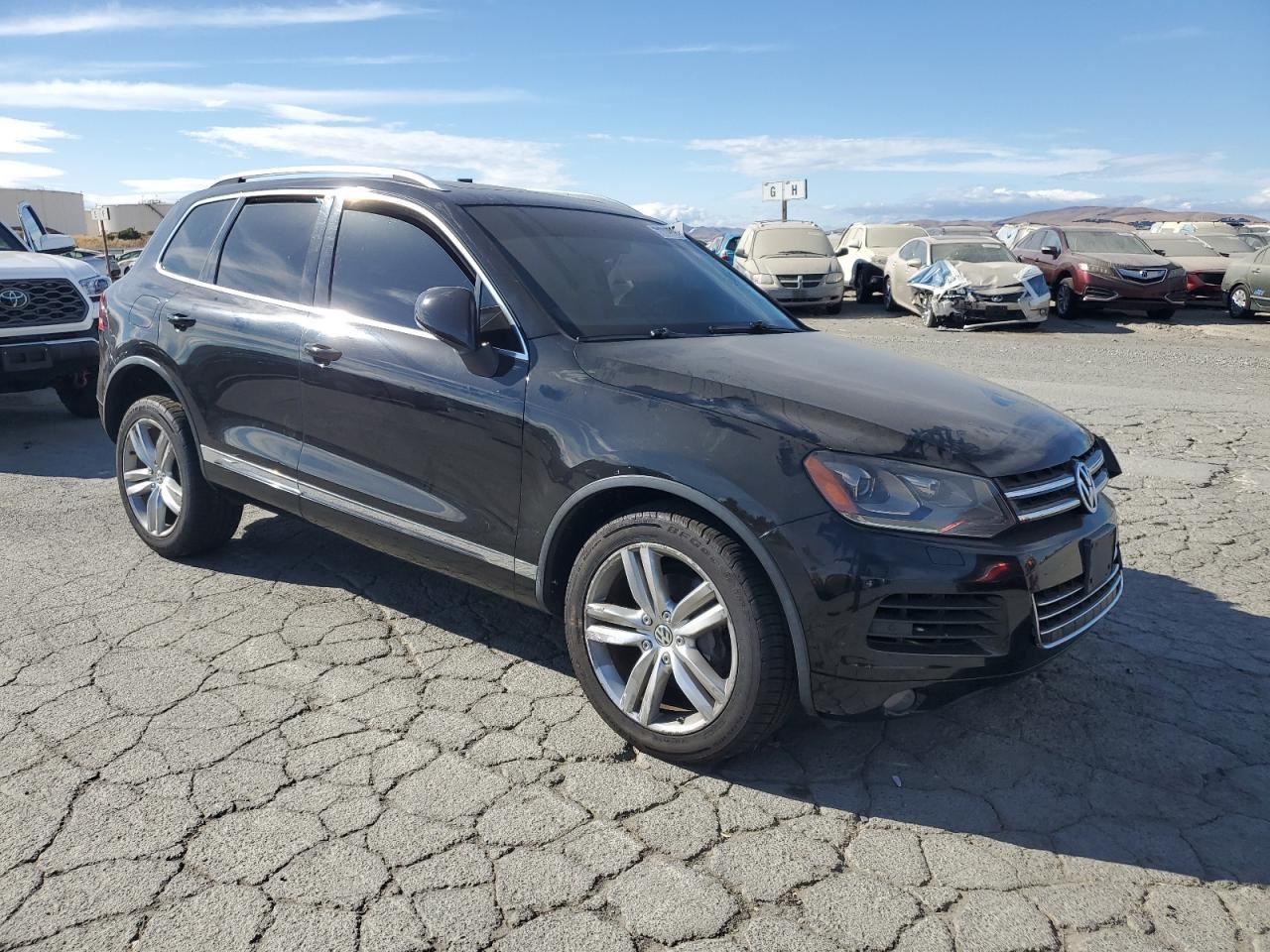 Passenger Front Spindle/Knuckle Fits 11-17 TOUAREG 7744690 - Image 5