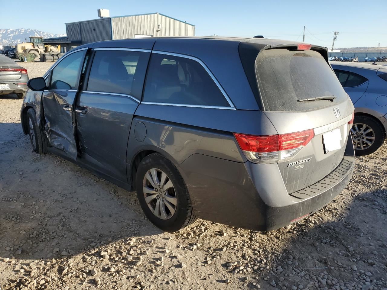 RIGHT GRY FRONT HEADREST OEM 2014 HONDA ODYSSEY - Image 3