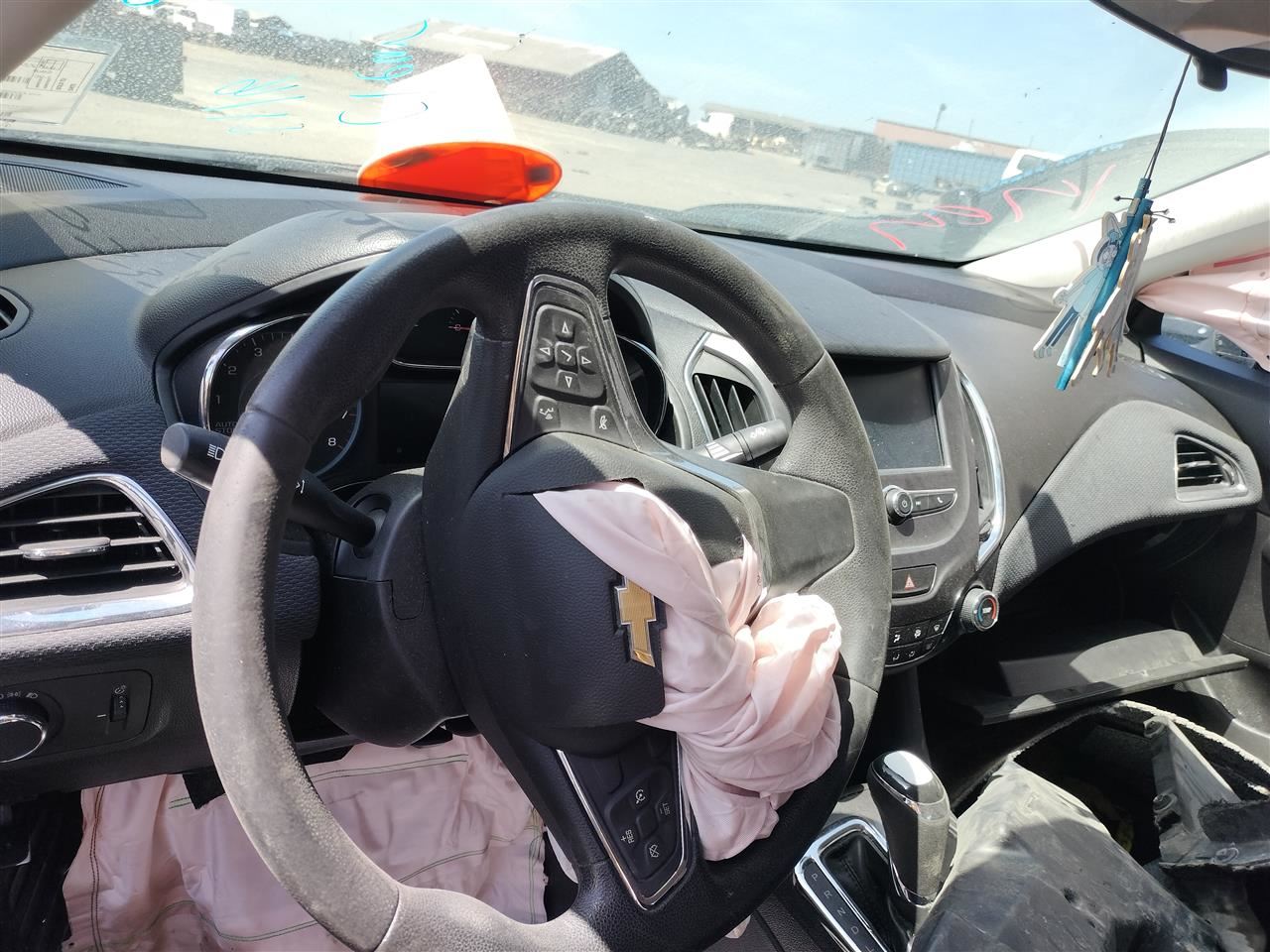 GRY REAR BUMPER ASSEMBLY OEM 17-19 CHEVROLET CRUZE - Image 5