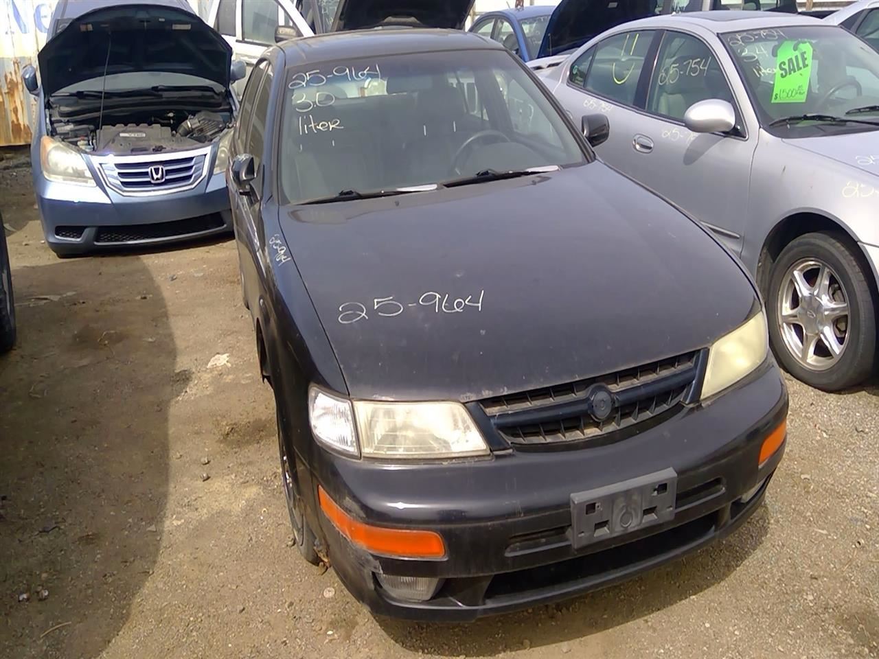 1999 NISSAN Maxima