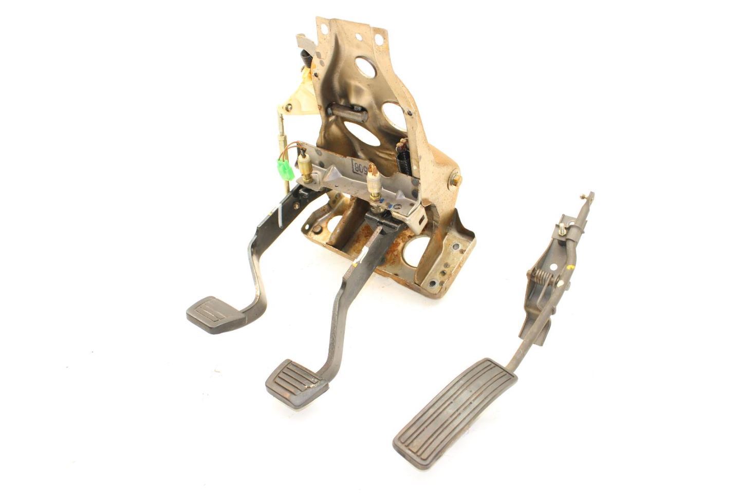 82-83 280ZX Accelerator Brake and Clutch Pedal Assembly with