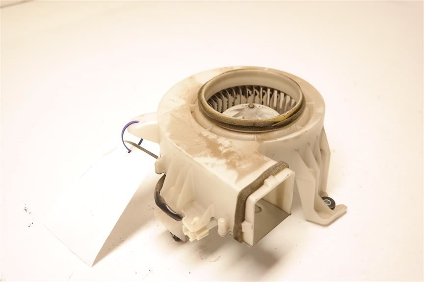 Genuine Toyota Blower Motor G9230-33010