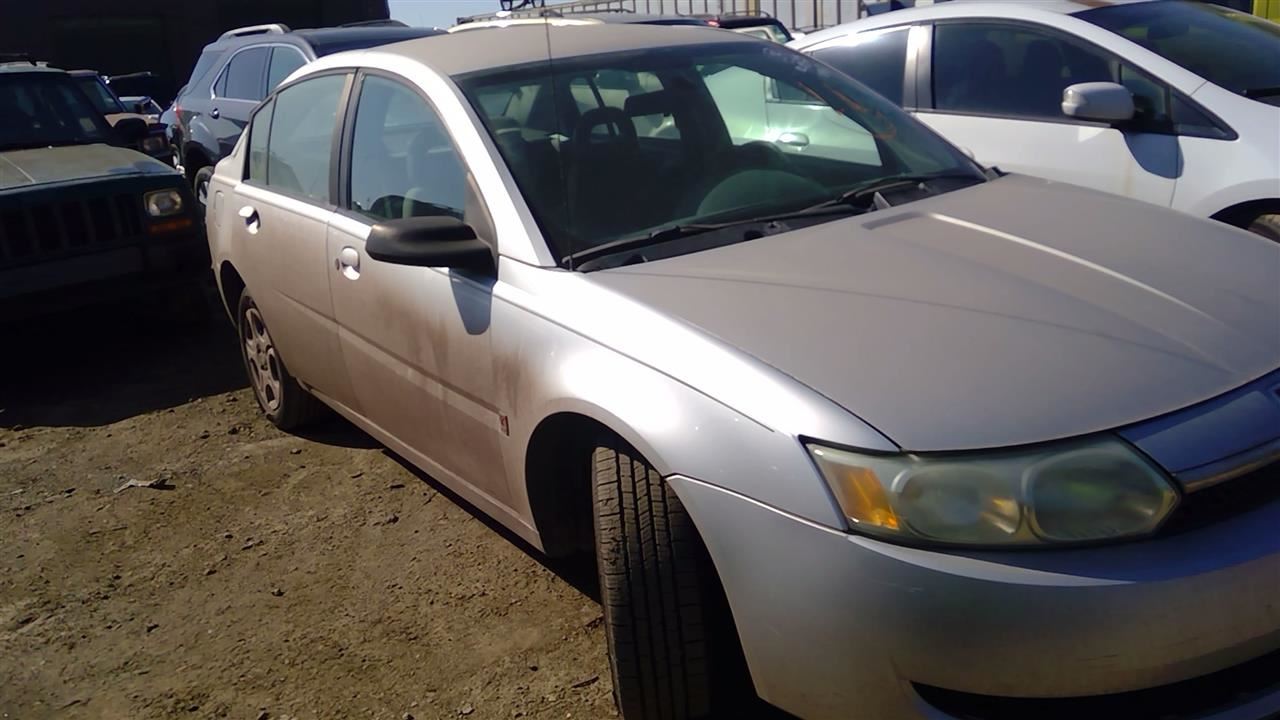 2004 SATURN Ion