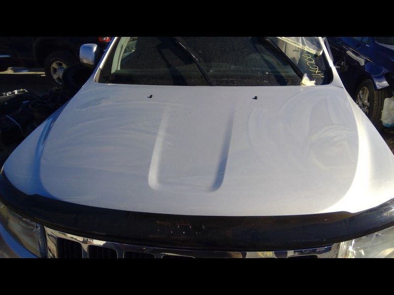 Used 2014 Jeep Grand Cherokee Front Body Hood W O Air Vents Parts