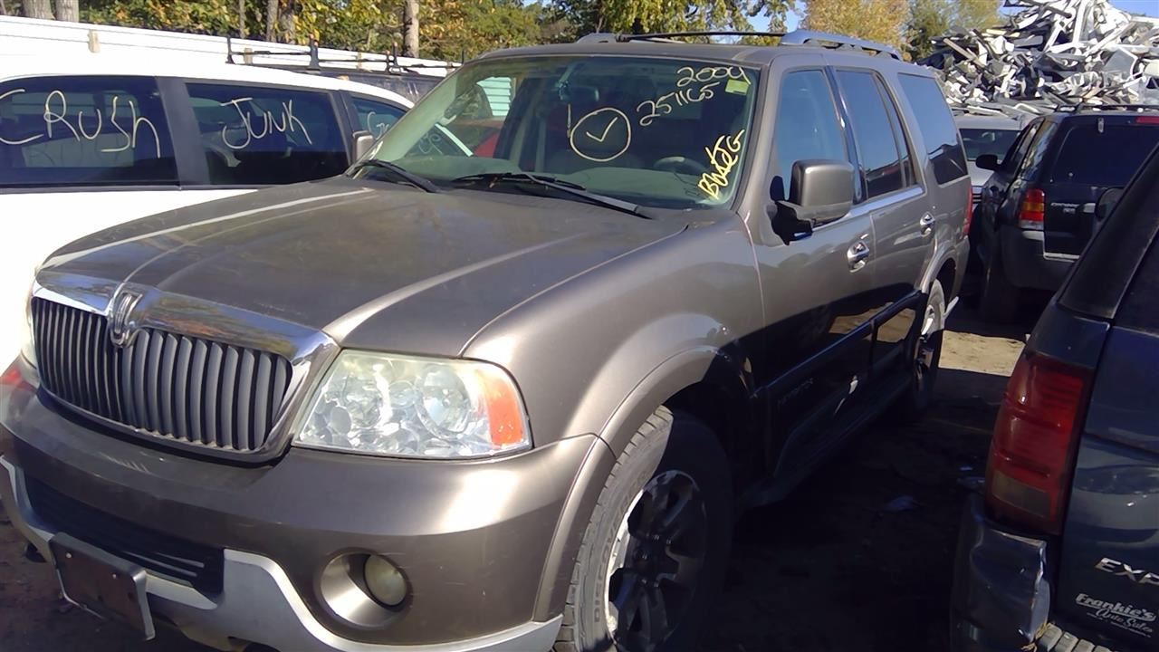 2004 LINCOLN Navigator