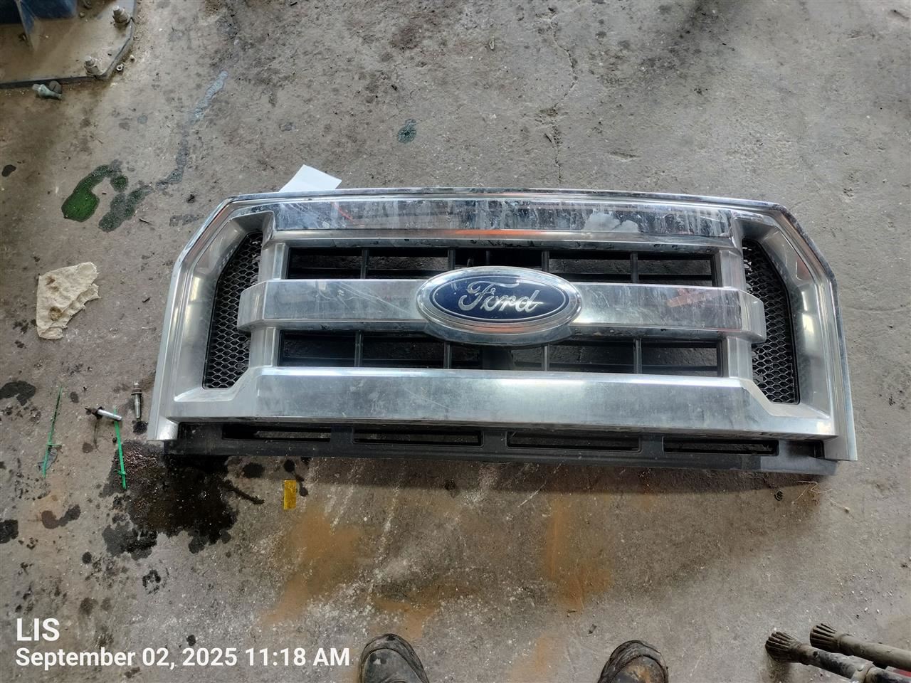 GRILLE OEM 15-17 FORD F150 FL3Z8200DA - Image 2