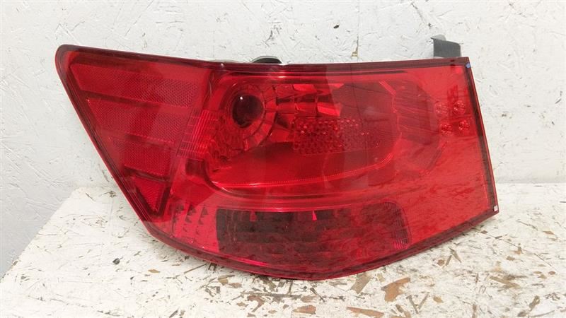 Amazon.com: Ford Motor Co. Tail Lamp Assembly (L/H