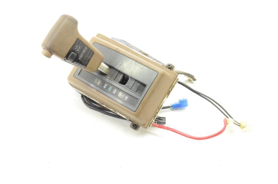 おむたん8/15 1984-1989 Nissan 300ZX Z31 Manual Transmission Shifter Knob