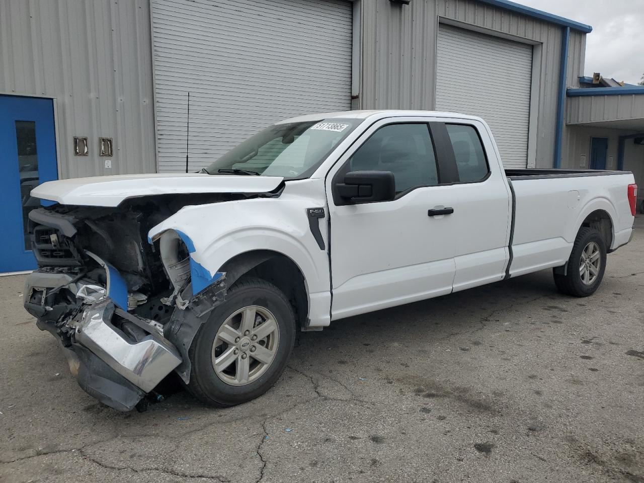 RIGHT GRY FRONT HEADREST OEM 2022 FORD F150 - Image 2