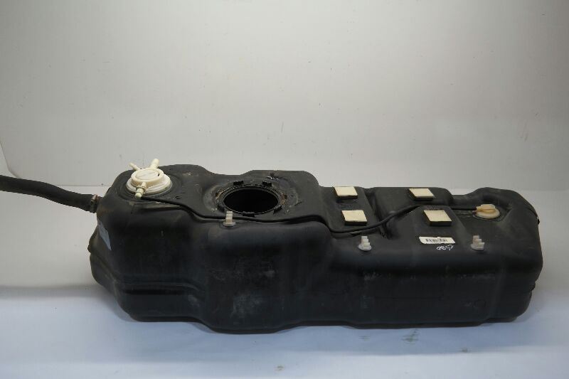 2004 jeep grand cherokee limited gas tank size
