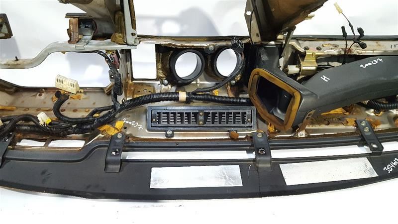 Black Dash Has Tear Still Good OEM 1984 1985 1986 Nissan 300ZX | eBay