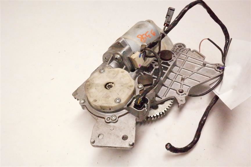 DECKLID/TRUNK/LIFTGATE/HATCH MOTOR ACTUATOR OEM 2007 CADILLAC ESCALAESV 1YR WRNT - Image 1