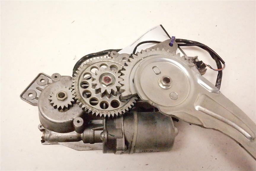 DECKLID/TRUNK/LIFTGATE/HATCH MOTOR ACTUATOR OEM 2007 CADILLAC ESCALAESV 1YR WRNT - Image 3