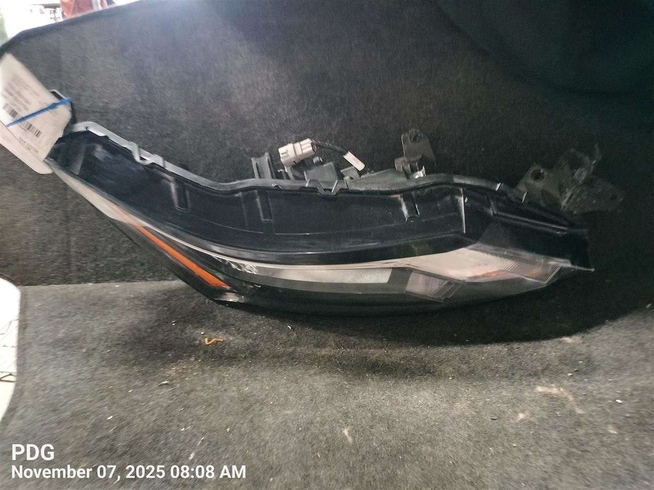 Passenger Corner/Park Light Park Lamp-turn Signal Fits 21-25 ROGUE 7780484 - Image 3