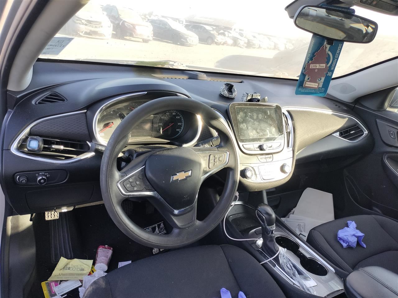 RIGHT BLK FRONT HEADREST OEM 2021 CHEVROLET MALIBU - Image 4