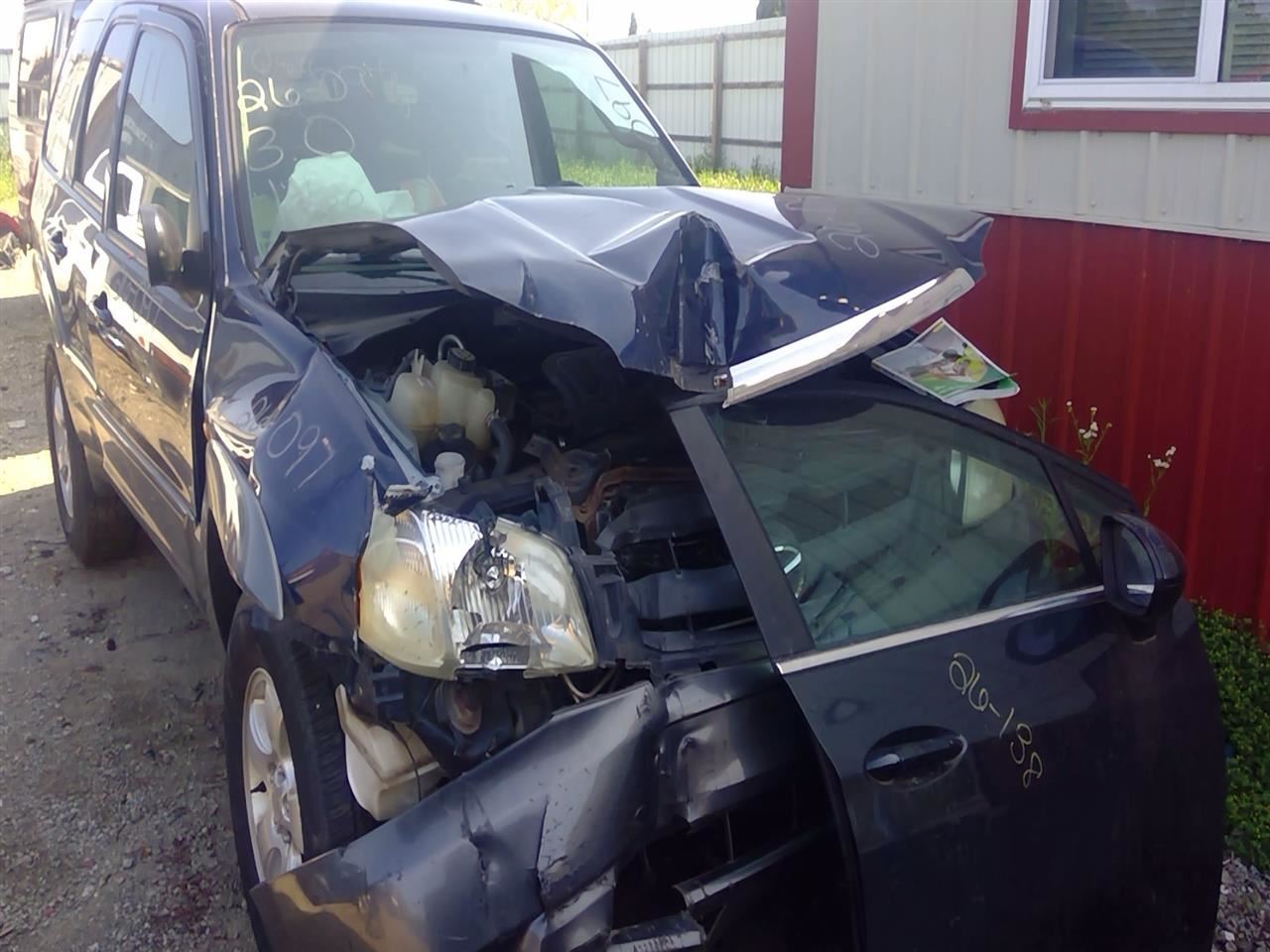 2004 MAZDA Tribute