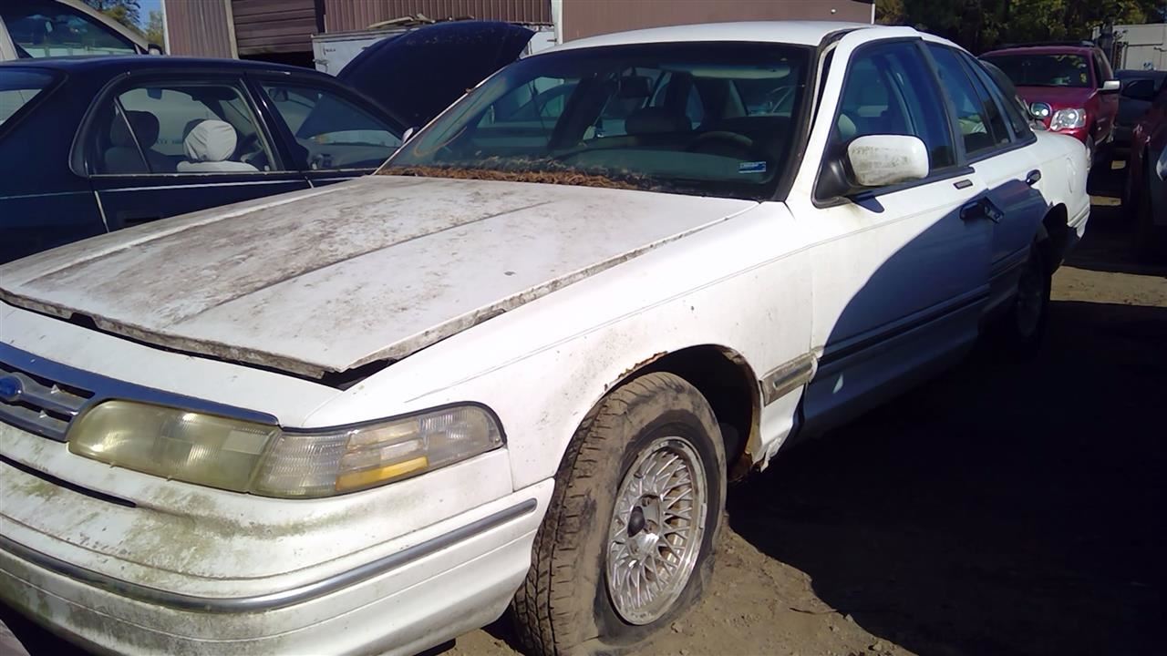 1997 FORD Crown Victoria