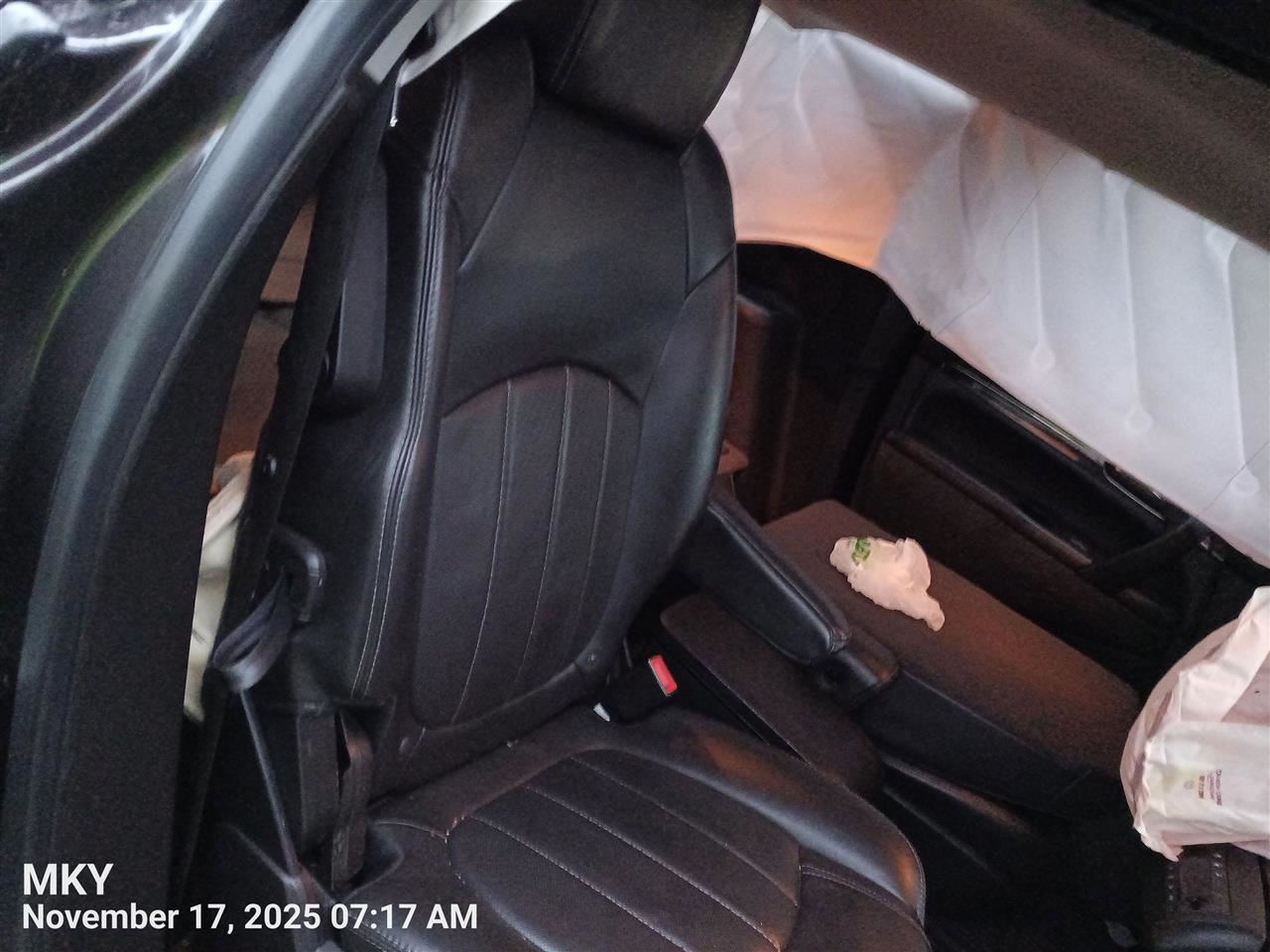 ENCLAVE 2017 Steering Wheel 7943018 - Image 4