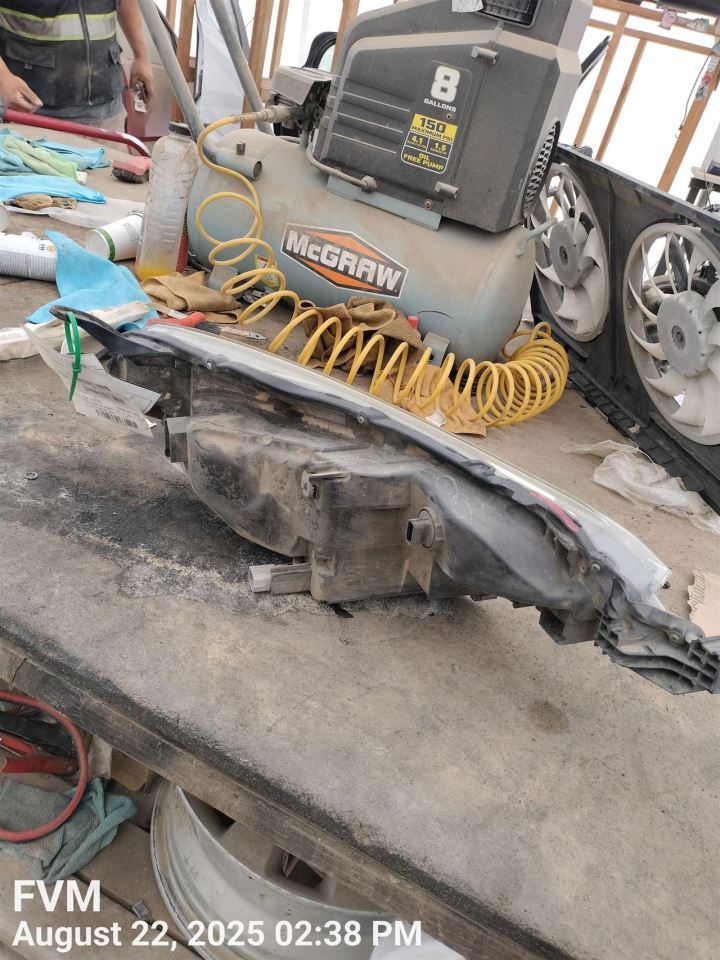 LEFT HEADLAMP ASSEMBLY OEM 17-19 TOYOTA COROLLA 1YR WRNTY 8115002M70 - Image 2